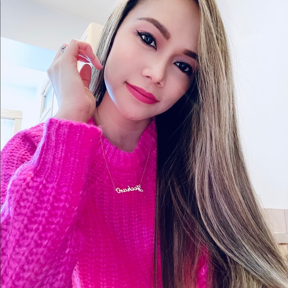 Meet your Posher, Jeehan - Picture 5 of 5